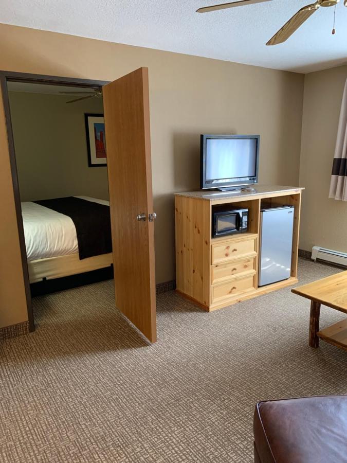 The Antler - Hotel